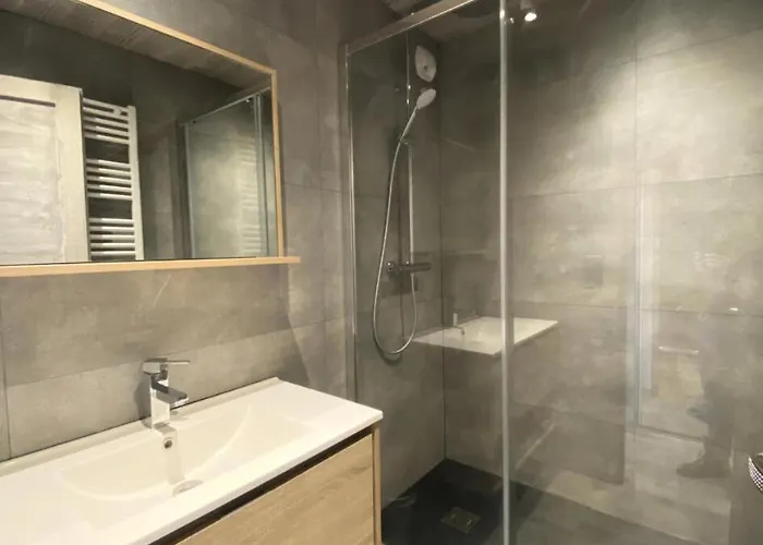 Eterlous - Entierement Renove, Au Coeur De La Station De Mae-9045 * 瓦托伦斯